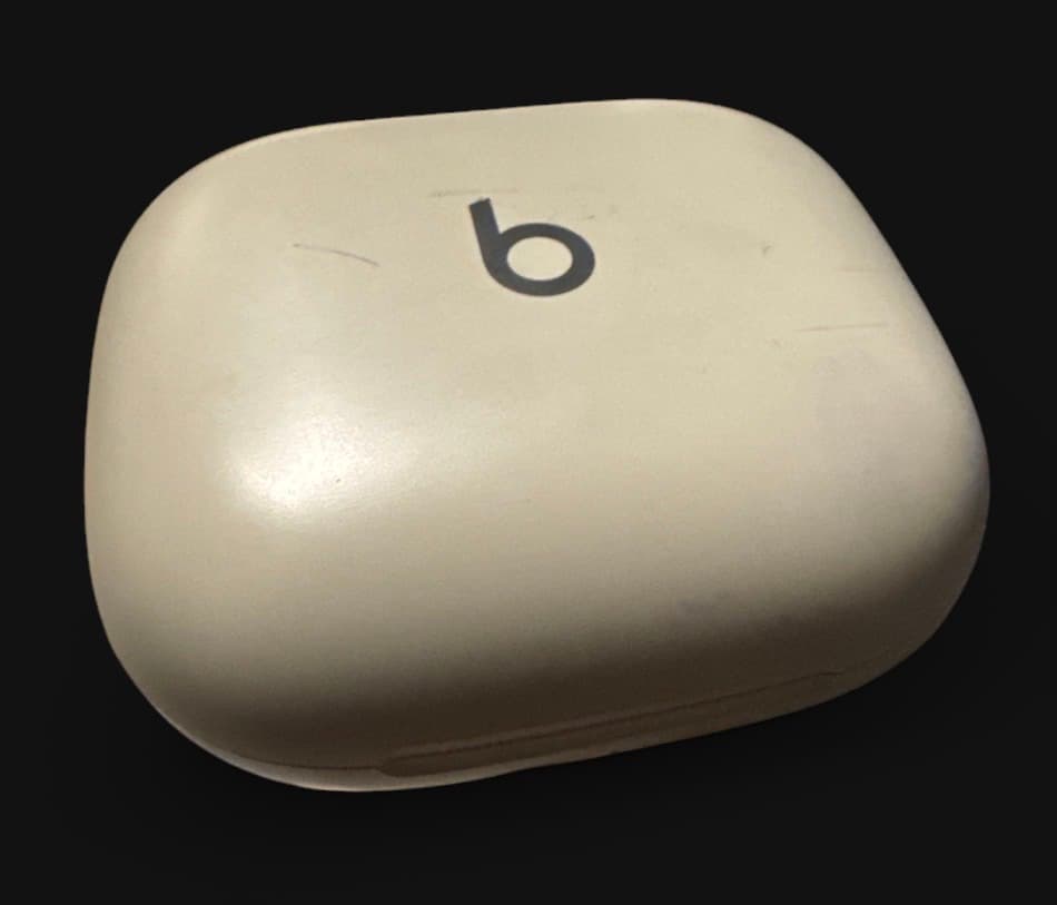 Beats Powerbeats Pro 2 charging case